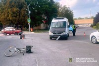 У Красилові поліцейські встановлюють обставини ДТП, в якій травмувався 77-річний велосипедист