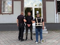 За 6 тисяч $ через річку Тиса: поліцейські Виноградова затримали переправника військовозобов’язаних через кордон