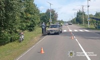 У Миргородському районі в ДТП постраждала велосипедистка: поліція встановлює обставини події