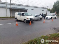 Поліція Вінниччини розслідує обставини трьох ДТП, у яких травмувалось троє водіїв