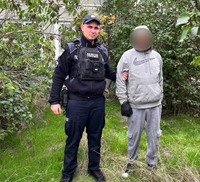 Поліцейські охорони Одещини затримали чоловіка за спробу незаконного проникнення до житлового будинку