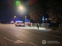 Поліцейські зʼясовують обставини ДТП, внаслідок якої загинула велосипедистка в Устилузі