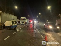 Поліцейські Вінниччини встановлюють обставини ДТП, внаслідок якої загинула пасажирка мікроавтобуса