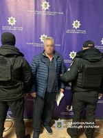 Поліція затримала у Новгороді-Сіверському місцевого депутата, який у нетверезому стані чинив опір поліцейським