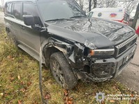 Поліція Вінниччини встановлює обставини ДТП, в якій травмувався водій легковика