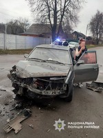 В Чернігівському районі поліція притягнула до адміністративної відповідальності водійку, яка у нетверезому стані скоїла ДТП