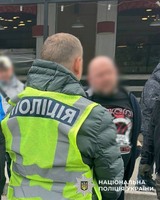 Столичні поліцейські викрили киянина, який за 25 тисяч доларів «працевлаштовував» до спецслужби