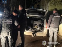 Поліція Ужгородщини затримала зловмисників, які намагалися незаконно переправити до Угорщини двох чоловіків