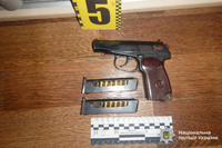 Вистрілив у дружину з пістолета: поліція затримала мешканця Гайсинського району за підозрою у вчиненні замаху на вбивство