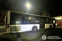 У Хмельницькому поліцейські встановлюють обставини ДТП, у якій травмувалася 57-річна жінка