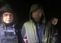Правоохоронці Поліції охорони Київщини затримали особу під час спроби проникнення