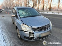 Поліцейські розслідують обставини ДТП, внаслідок якої травмувалась жінка-пішохід