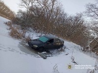 Погрожували зброєю та викрали авто у Шахтарському – поліція затримала підозрюваних у Слов’янську