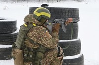 Мороз гартує характер, а рекрути відточують майстерність стрільби