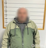 Оперативники міграційної поліції та прикордонники затримали чоловіка, який організував незаконне переправлення через державний кордон України