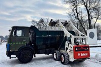 Через сильний сніг і ожеледицю у Павлограді ускладнено рух містом, комунальники працюють із ранку