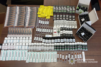 Нікотин без акцизу на блокпосту у Підволочиську виявили працівники поліції у салоні авто місцевого жителя