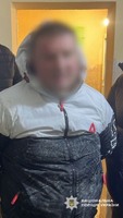 Поліцейські Київщини затримали псевдо-адвоката, який ошукував громадян у області