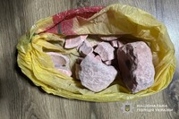 Кременецькі поліцейські затримали жителя райцентру за зберігання тротилу