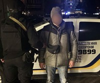 В Ужгороді поліцейські охорони затримали крадія