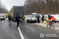 На Хмельниччині слідчі встановлюють обставини ДТП, у якій загинув 33-річний житомирянин