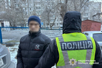 У Миколаєві поліцейські затримали місцевого мешканця за підозрою у збуті наркотичних речовин