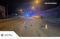 Поліція Запоріжжя встановлює обставини та розшукує свідків дорожньо-транспортної пригоди