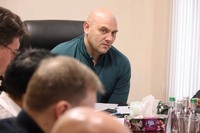 Голова ОВА Сергій Лисак повідомив, що ситуація з електро-, водо- та теплопостачанням перебуває під постійним контролем