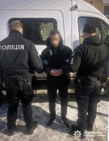 Викрав автомобіль і намагався втекти: житомирські поліцейські затримали підозрюваного