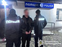 Вдарив чоловіка та стріляв з пістолета: поліція Київщини затримала зловмисника