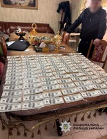 Наживалися на горі: кіберполіція викрила «клани» псевдоворожок, які ошукали родини військових на мільйони