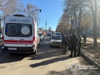 Ніжинська поліція працює на місці ДТП, у якій постраждали двоє дітей