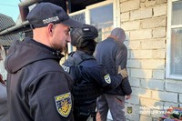 Хмельницькі правоохоронці викрили чоловіка, підозрюваного у розбещенні дитини в інтернеті