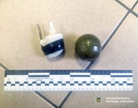 Ходив із гранатою в кишені: поліцейські затримали жителя Хорошева