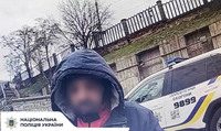 У Києві поліцейські охорони оперативно затримали двох осіб, причетних до грабежу