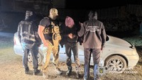 На Закарпатті поліція затримала п’ятьох підозрюваних у незаконному переправленні чоловіків через кордон