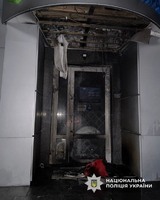 У Черкасах поліцейські затримали 21-річного чоловіка, якого підозрюють у підпалі банківської установи