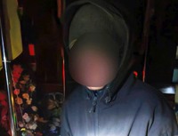Збирав поминальні реквізити на кладовищі: у Дубні поліцейські охорони затримали правопорушника