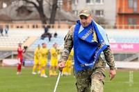 Ветеран Національної гвардії України відкрив футбольний матч «Поділля» - «Чернігів».