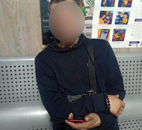 У Запоріжжі поліцейські охорони затримали громадянина за підозрою у вчиненні крадіжки