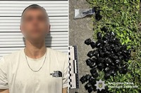У Хмельницькому підлітки допомогли виявити і затримати «закладчика» психотропів