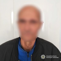 Поліцейські Нікопольщини викрили чоловіка, який привласнив банківську картку жінки похилого віку та витратив її гроші