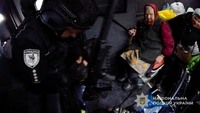 «Білі янголи» евакуювали мешканок прикордоння Сумщини з-під обстрілів