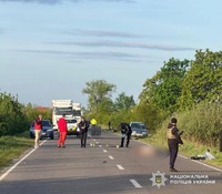 Поліція Закарпаття розслідує смертельну ДТП на Мукачівщині, внаслідок якої загинув пішохід