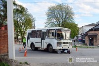 У Славуті поліцейські встановлюють обставини ДТП, в якій травмувалась 73-річна пенсіонерка