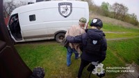 Білі янголи Сумщини під обстрільною загрозою вивезли 5 мешканців прикордоння