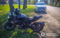 Поліція встановлює обставини ДТП у Миргородському районі, в якій травмувався мотоцикліст