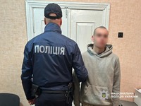 У Чернігівському районі поліцейські затримали чоловіка, який завдав тяжких тілесних ушкоджень своєму знайомому