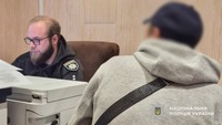 Побив та пограбував перехожого у Кам’янському: поліцейські затримали зловмисника