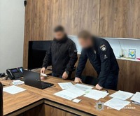 Продаж повісток для безперешкодного пересування: на Закарпатті поліція затримала підозрюваних, які сприяли оформленню таких документів